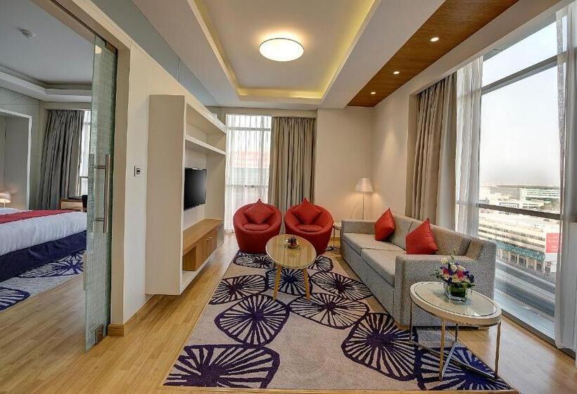 سوییت جونیور, Royal Continental