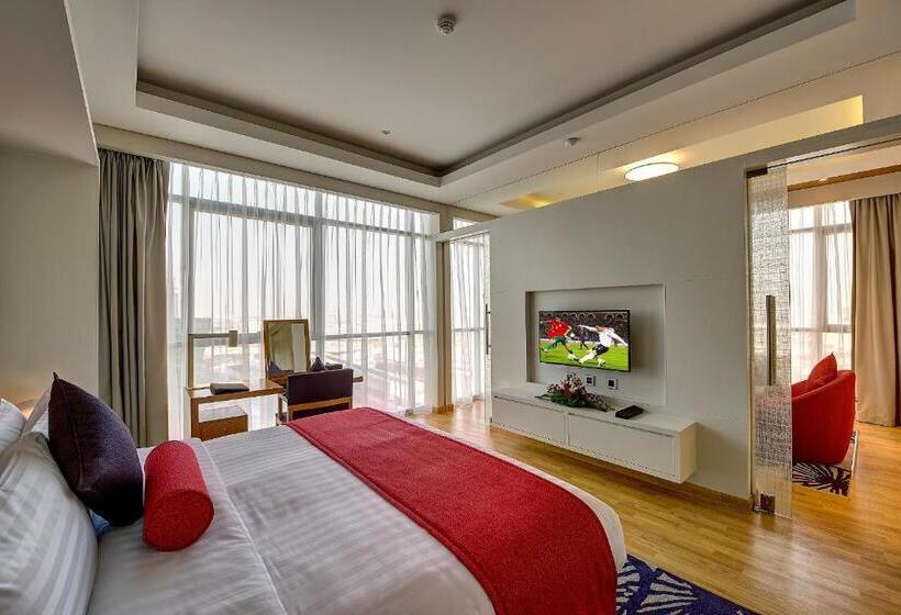 سوییت جونیور, Royal Continental