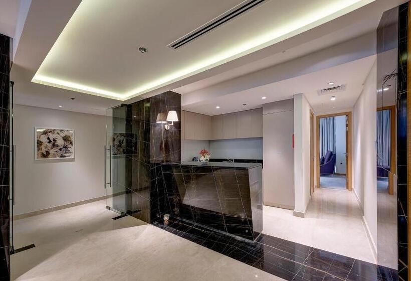 سوئیت پرزیدنت, Royal Continental