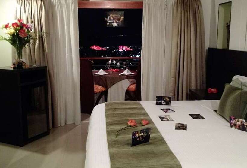 جناح مزوَّد بشرفة, Serenity Suites Casa Boutique