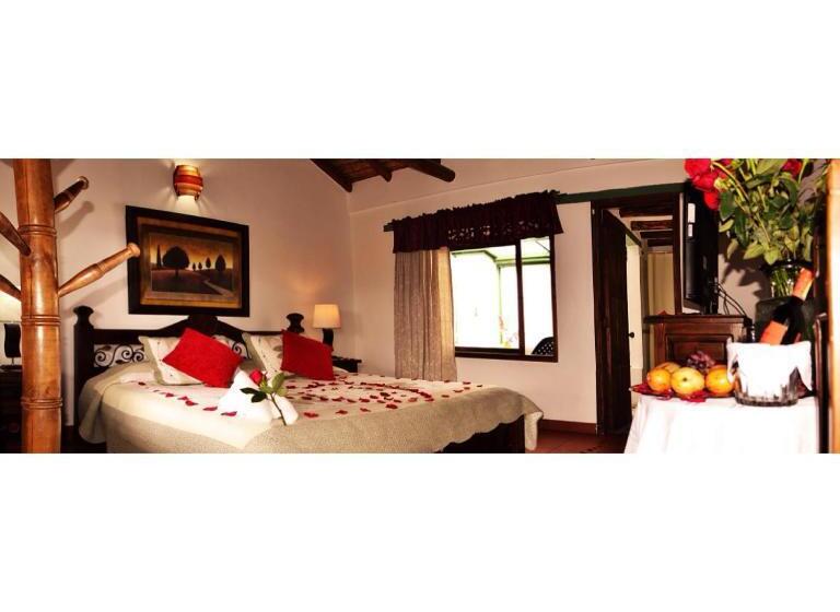 سوئیت با وان آب گرم, Spa Villa Lina