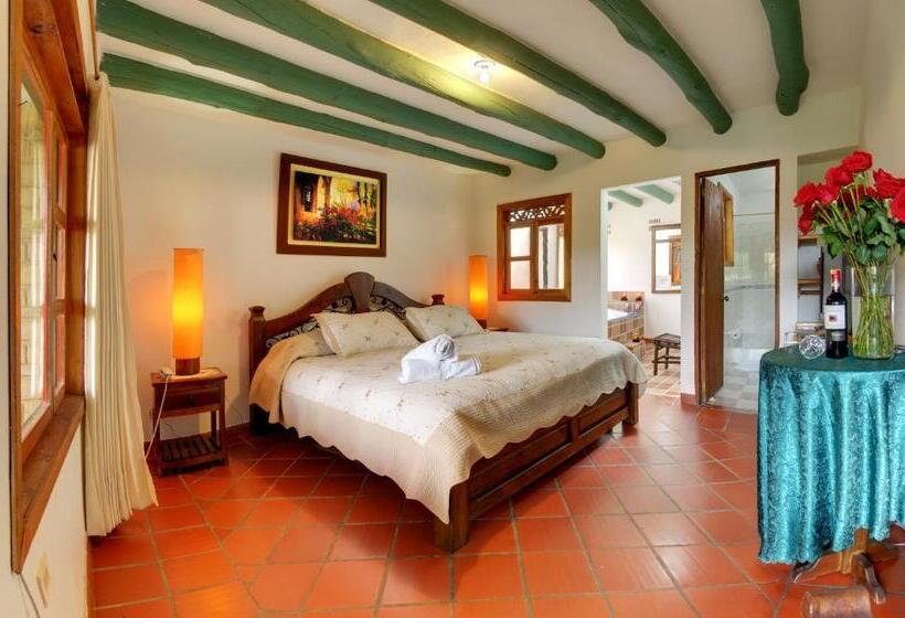 سوئیت با وان آب گرم, Spa Villa Lina