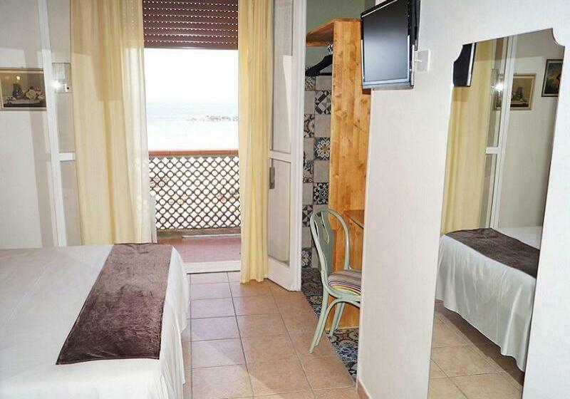 Triple Room Sea View, Tokio Home Tokio Beach Dependence