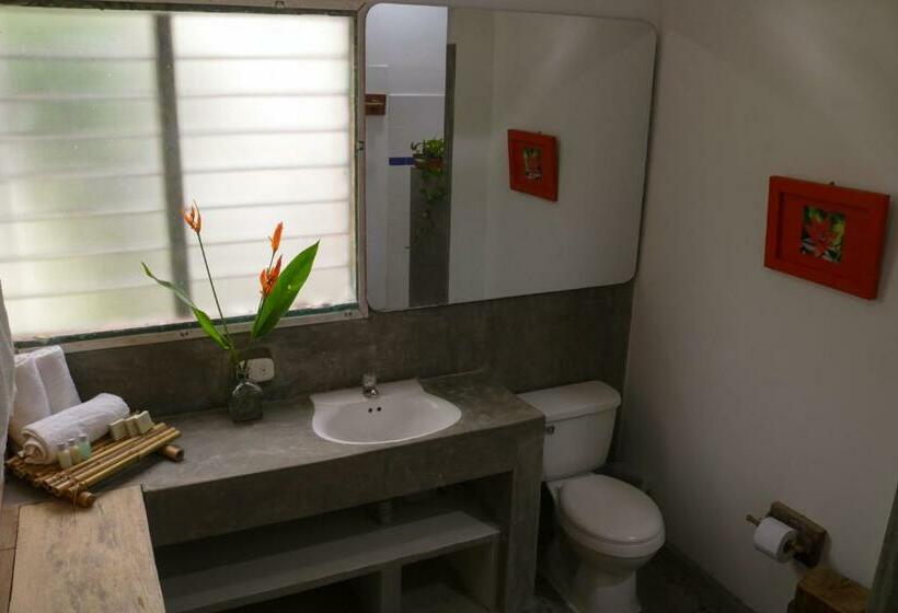 スタンダード４人部屋, Waka Hotel Rural