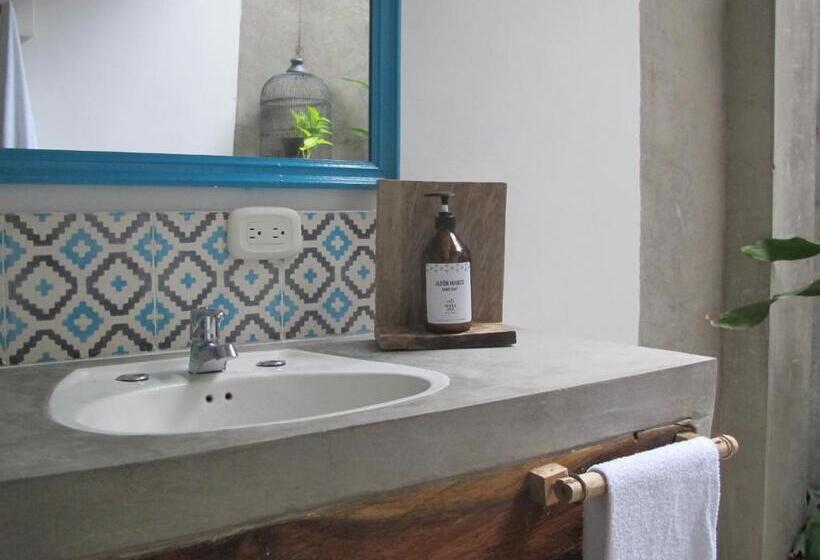 スイート, Waka Hotel Rural