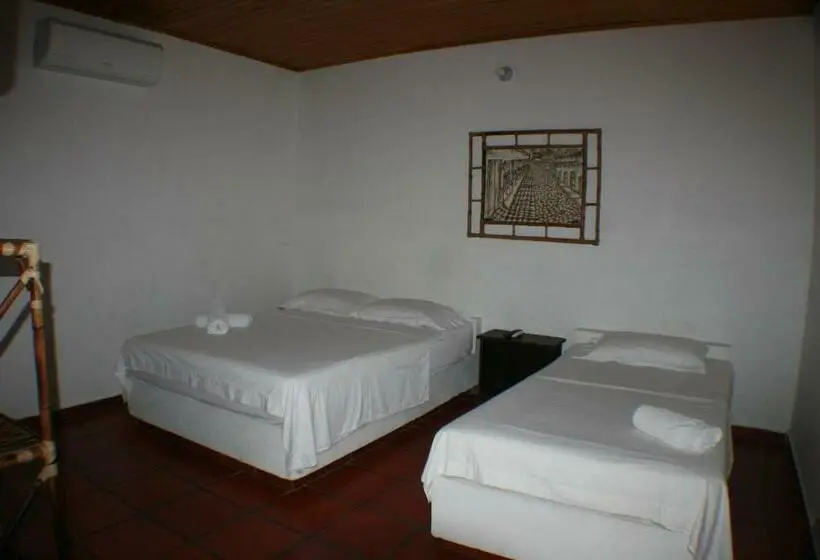 Standard Kolmen Hengen Huone, Y Parque Acuatico Agua Sol Alegria