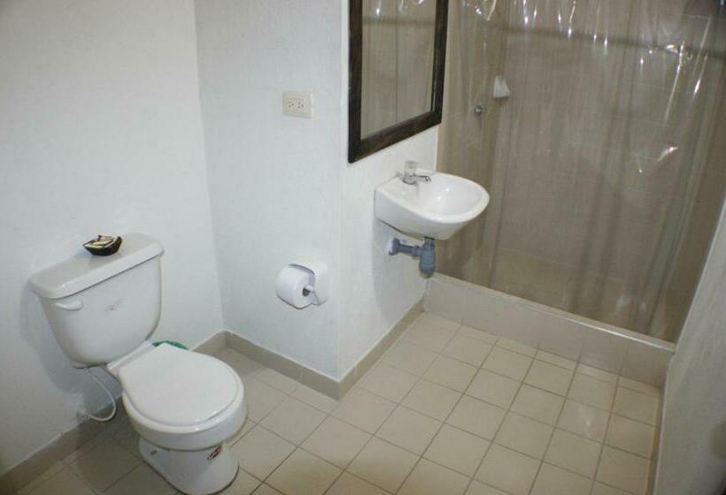 غرفة قياسية رباعية, Y Parque Acuatico Agua Sol Alegria