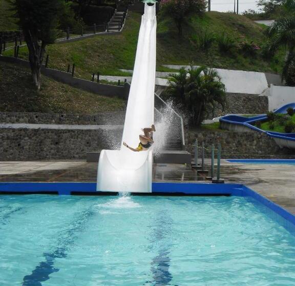Семейный Номер, Y Parque Acuatico Agua Sol Alegria