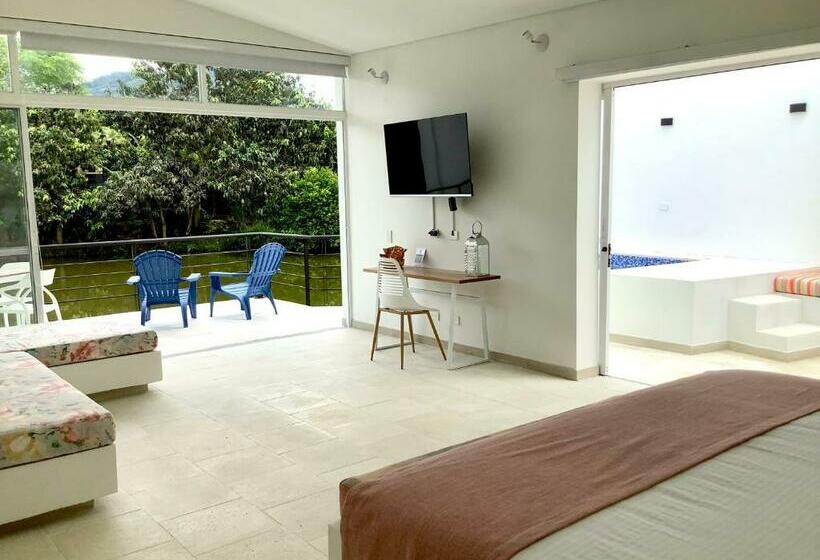 带大床的复式套间, La Masia Hotel Boutique