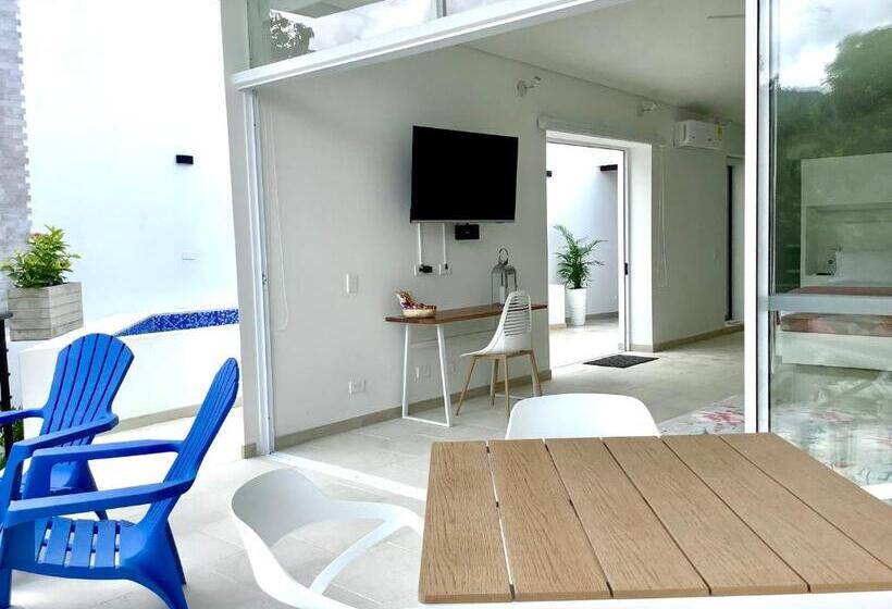 带大床的复式套间, La Masia Hotel Boutique