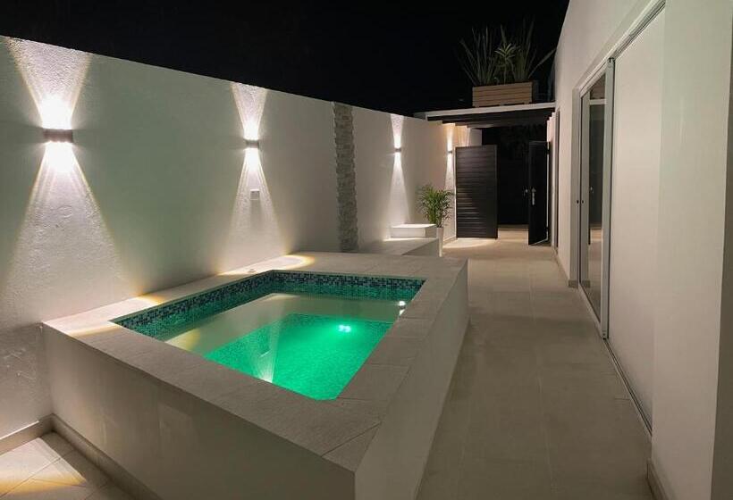 带大床的复式套间, La Masia Hotel Boutique