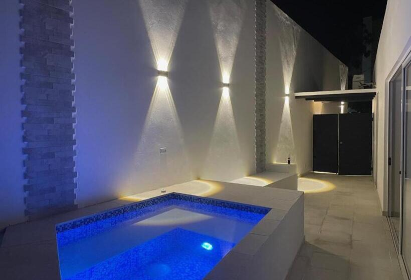 带大床的复式套间, La Masia Hotel Boutique