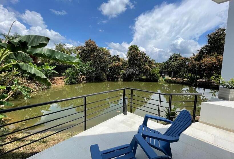 带大床的复式套间, La Masia Hotel Boutique