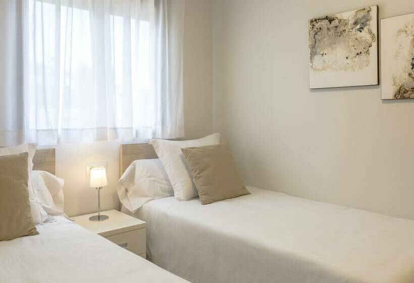 テラスつきの２ベッドルームアパートメント, Las Dunas