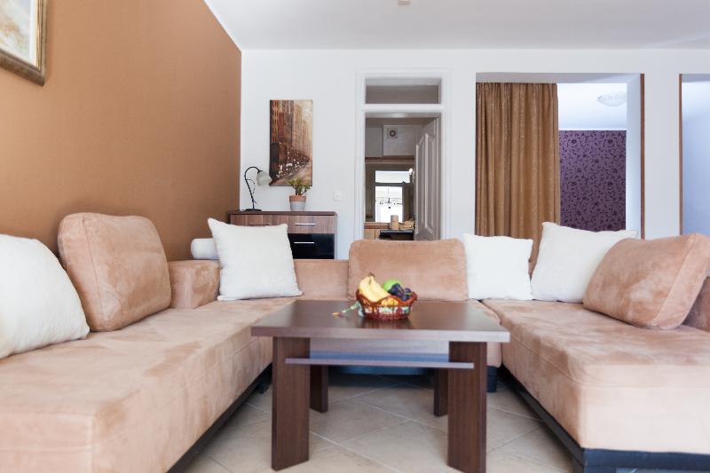 ２ベッドルームアパートメント, Las Dunas