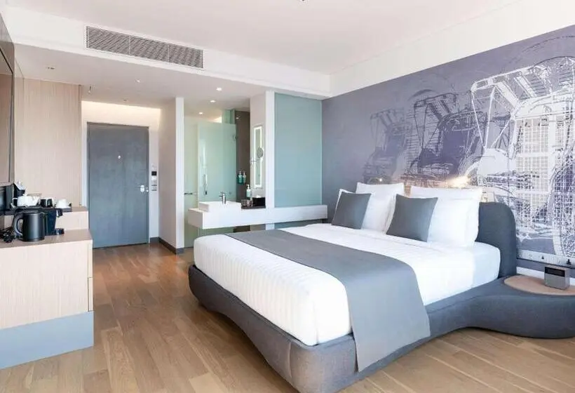 Executive Room King Size Bed