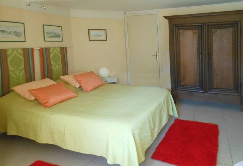 اتاق خانوادگی, Au Soleil D'albi