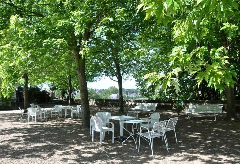 Standard Kolmen Hengen Huone Jaettu kylpyhuone, Espace Bernadette Soubirous Nevers