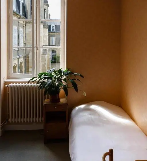 Standard Yhden Hengen Huone Jaettu Kylpyhuone, Espace Bernadette Soubirous Nevers