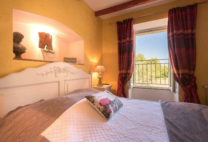 Номер Стандарт, Le Moulin De Beaunette