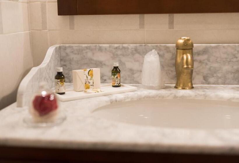 Номер Стандарт, Le Moulin De Beaunette