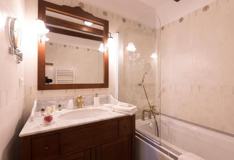 Номер Стандарт, Le Moulin De Beaunette