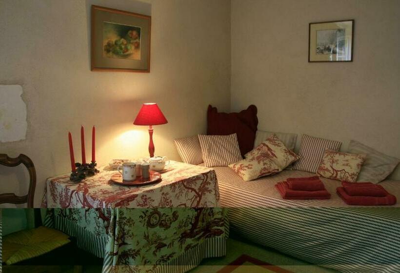 トリプルクラシックルーム, Le Moulin De Montresor