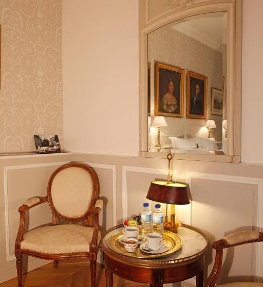 اتاق استاندارد با چشم‌انداز باغ, Les Chambres De Mathilde