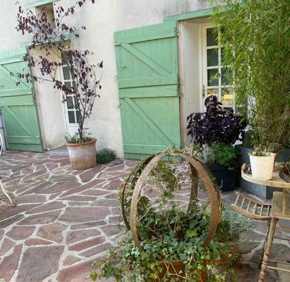 标准间, Les Jardins De La Tuilerie