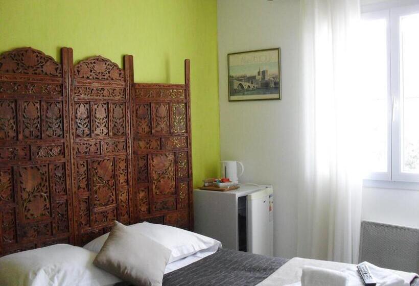 标准间带游泳池, Chambre D Hote Veronique