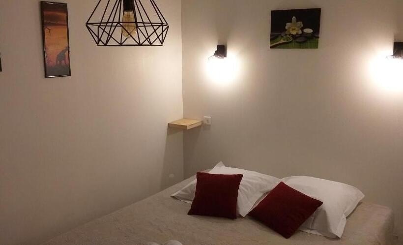 شقة غرفتين, Chambre D Hote Veronique