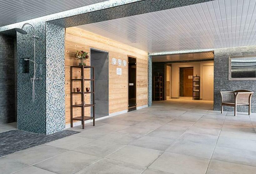 חדר משפחתי דלוקס, Black Diamond Lodge