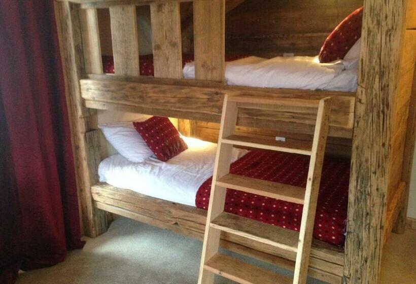 חדר משפחתי דלוקס, Black Diamond Lodge