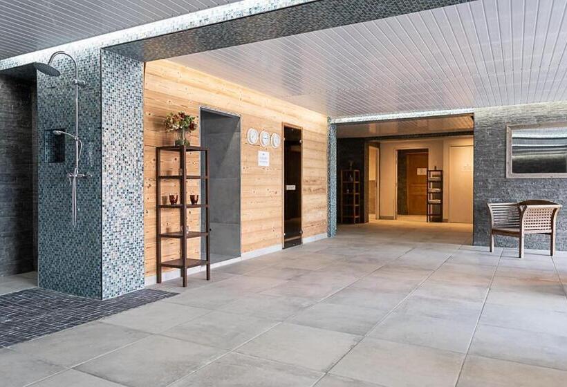 סוויטה נשיאותית, Black Diamond Lodge