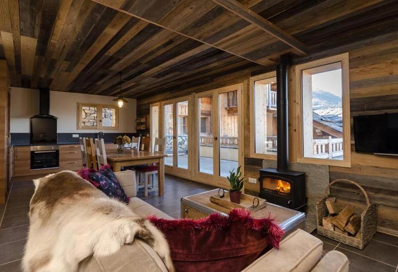 בקתת חדר, Black Diamond Lodge