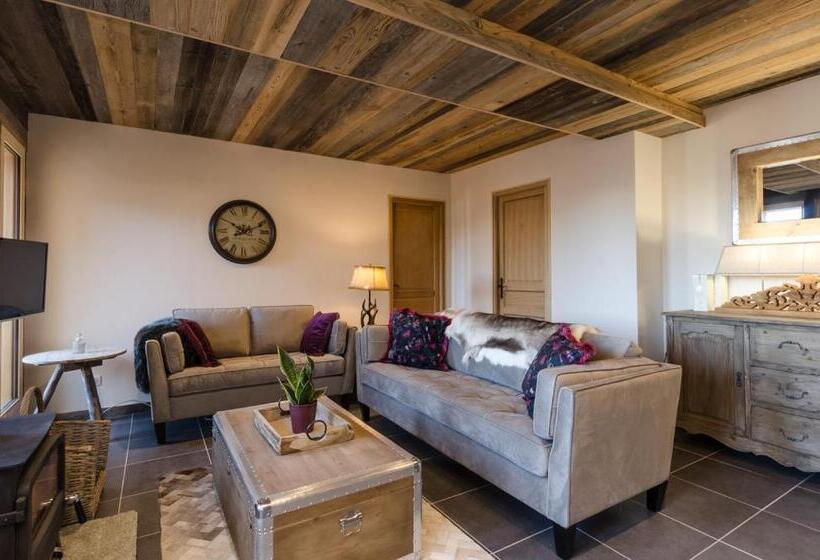 בקתת חדר, Black Diamond Lodge