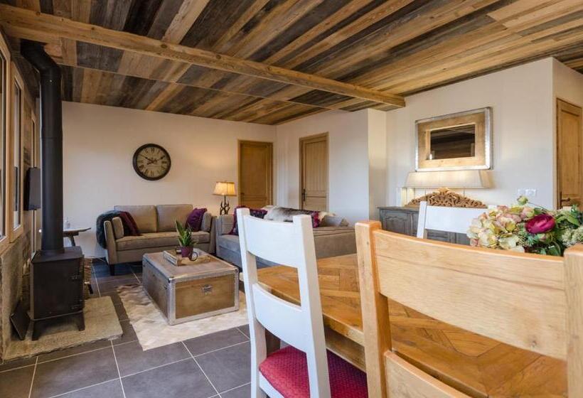 בקתת חדר, Black Diamond Lodge