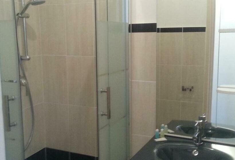 标准间, Chez Louis