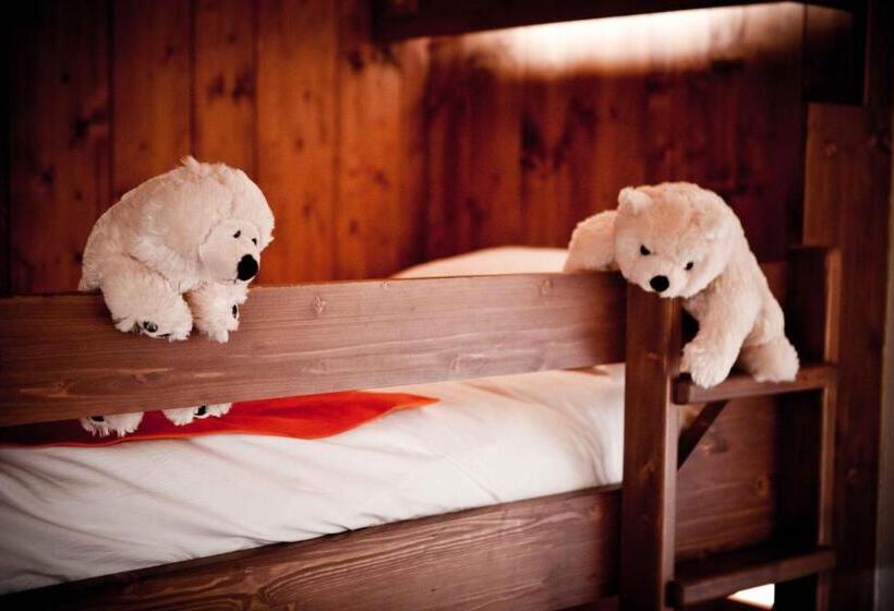 سوییت خانوادگی, Hôtel Les Barmes De L Ours