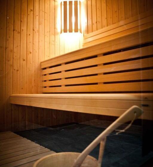 سوییت لوکس, Hôtel Les Barmes De L Ours