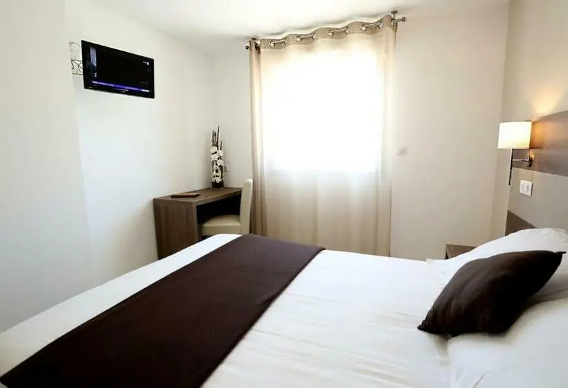 Standard Room, Restaurant Les Pielettes