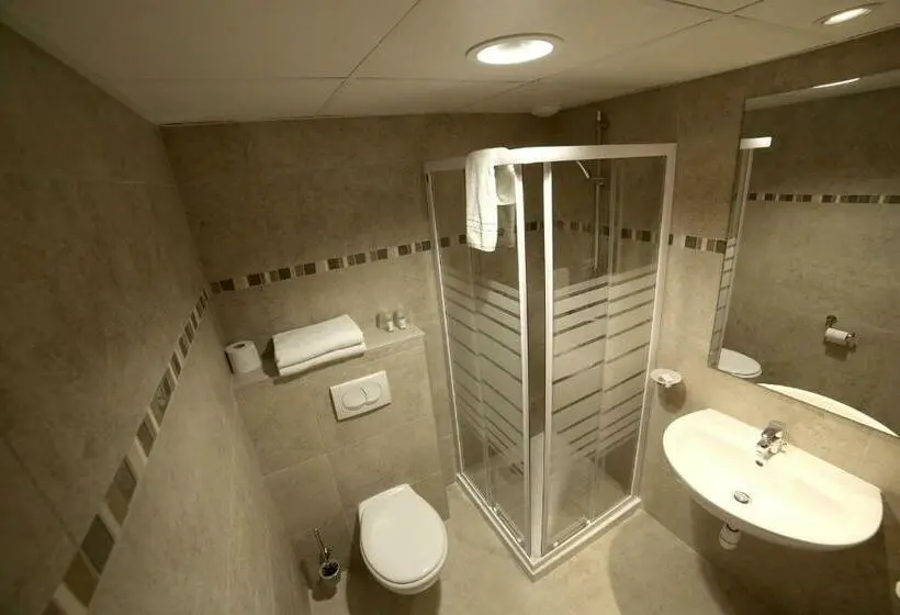 Standard Room, Restaurant Les Pielettes