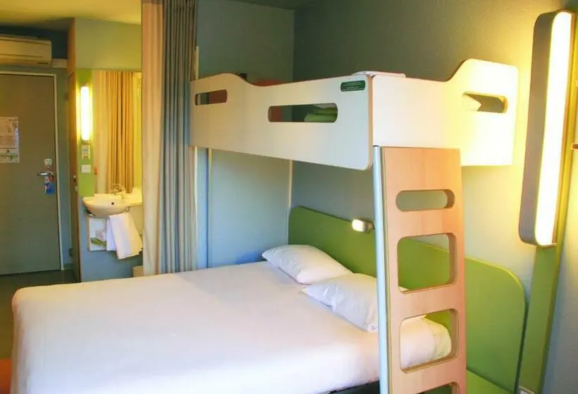 Standard Kolmen Hengen Huone, Ibis Budget Saint Pourcain