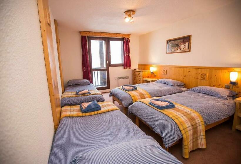 اتاق استاندارد چهار تخته, L Aigle