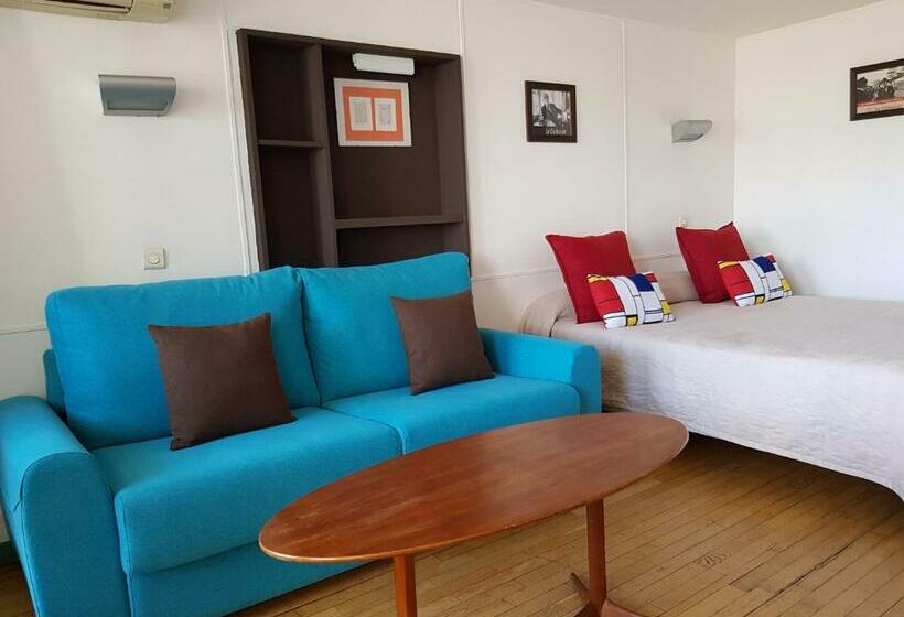 غرفة قياسية مطلة على المتنزه, Le Corbusier