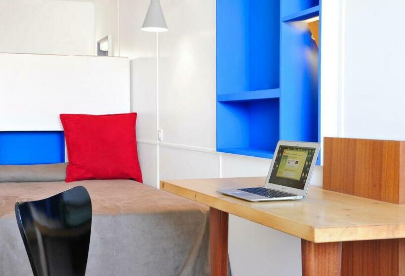 غرفة قياسية, Le Corbusier