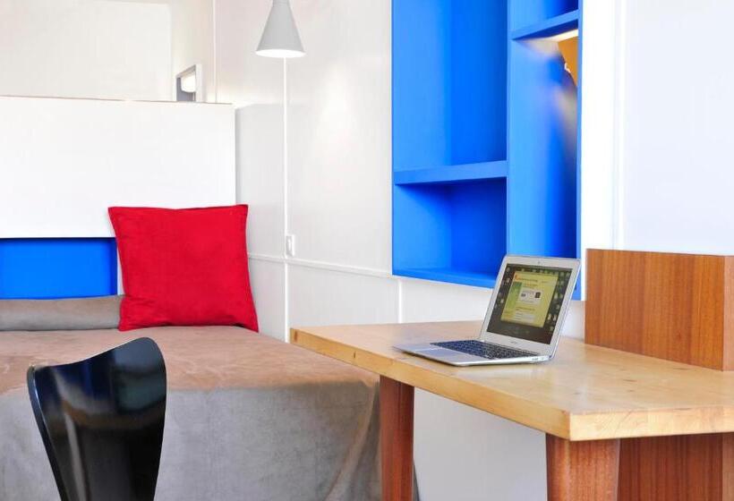 غرفة قياسية, Le Corbusier