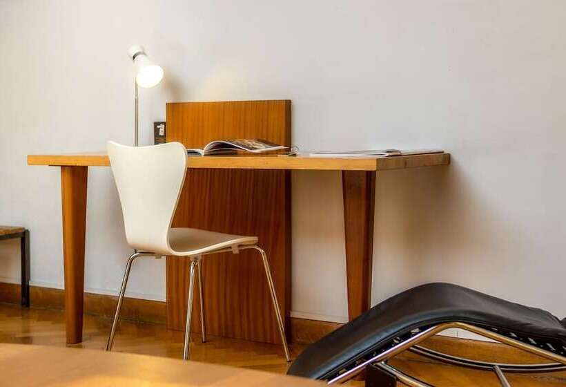 Номер Deluxe Вид на Море, Le Corbusier