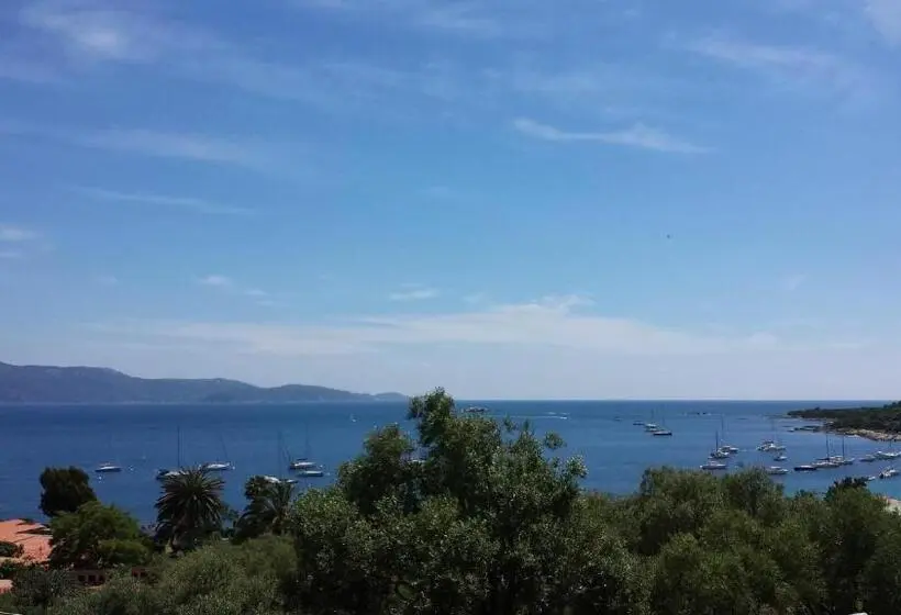 バルコニーつきオーシャンビュースーペリアルーム, Mare E Monti
