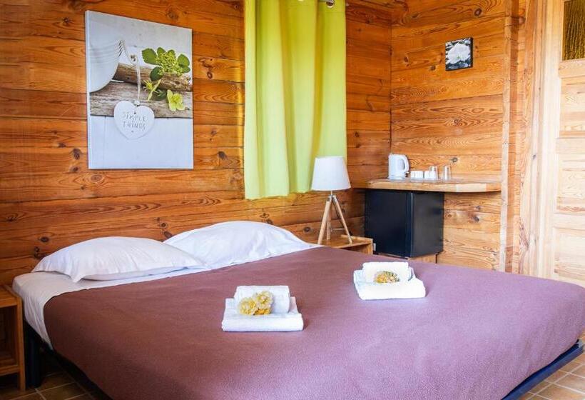 חדר סופריור עם נוף לים ומרפסת, Mare E Monti